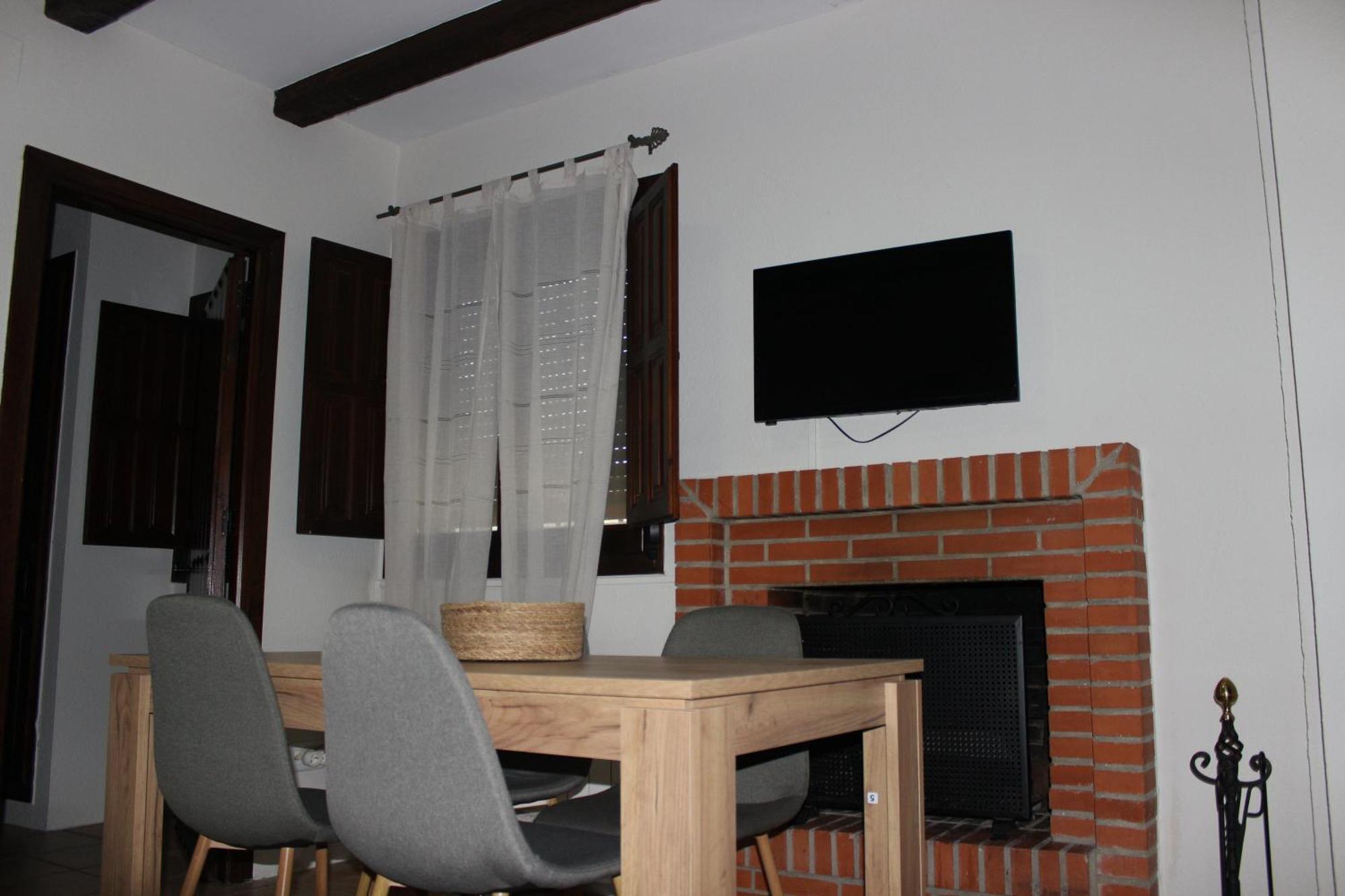 Torrejón el Rubio Apartamentos De Astroturismo La Canada מראה חיצוני תמונה
