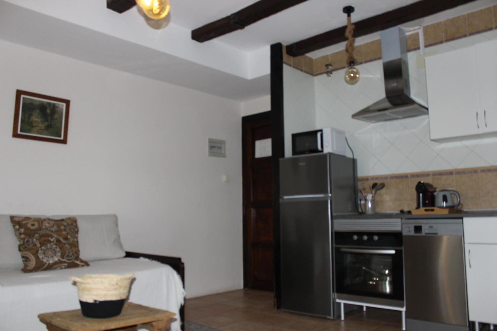 Torrejón el Rubio Apartamentos De Astroturismo La Canada מראה חיצוני תמונה
