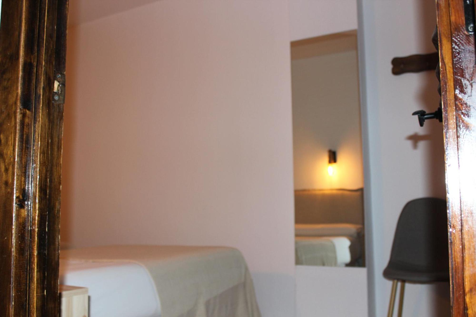 Torrejón el Rubio Apartamentos De Astroturismo La Canada מראה חיצוני תמונה
